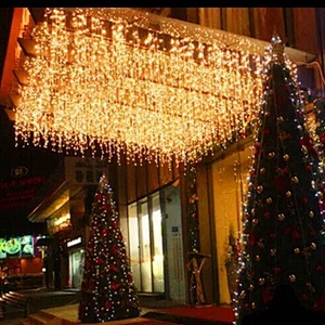 waterproof IP67 outdoor 220v 2X1.5M  300LEDS led curtain icicle lights white rubber cable for holiday Christmas decoration