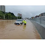 Rainstorms in many places in Guangdong, Zhuhai, Zhongshan and other places spared no effort in flood fighting and rescue, and classes in Guangzhou were suspended and more than 26000 people were transferred in advance