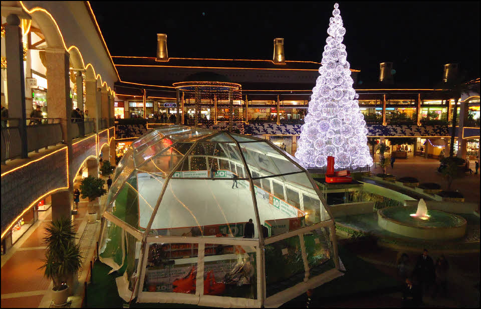 New Year Luxury Decoration Trees Commercial Giant Artificial Outdoor Christmas Trees