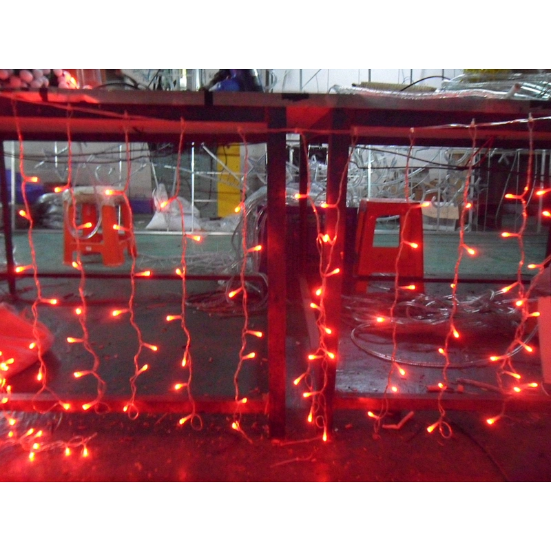 connectable outdoor 220v 2X1.5M  300LEDS led curtain icicle lights white rubber cable for holiday Christmas decoration