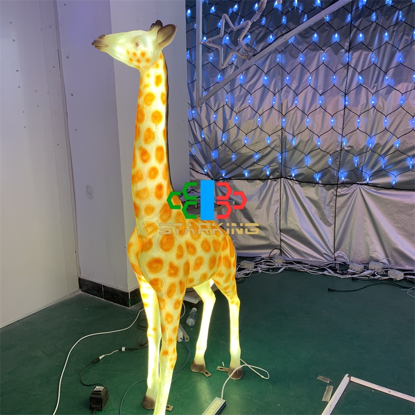 The  giraffe 3D eposy  sculpture  wholesale Landscape of supermarket Square Christmas  Decorations  LED  motif Light