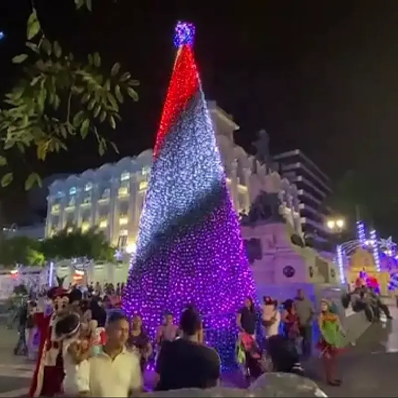 New Year Luxury Decoration Trees Commercial Giant Artificial Outdoor Christmas Trees