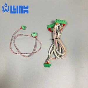 PV roof cleaning robot