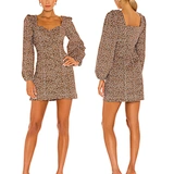 heart neck dress，sweetheart neckline summer dress，sweetheart cut dress