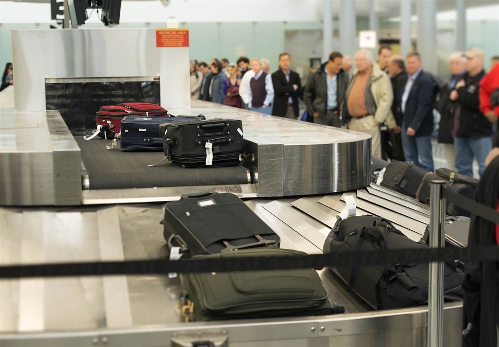 Custom size paper suitcase UHF airplane RFID luggage tags