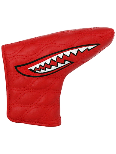 The Scotty Cameron mallet putter cover is a sleek and sophisticated accessory designed to safeguard your valuable mallet putter. Made with top-notch materials, it showcases a timeless design with the iconic Scotty Cameron logo.