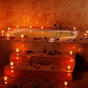 50 Pieces 1.5 Inch Centerpieces Floating Candles for Wedding Party Pool Spa Valentine's Day