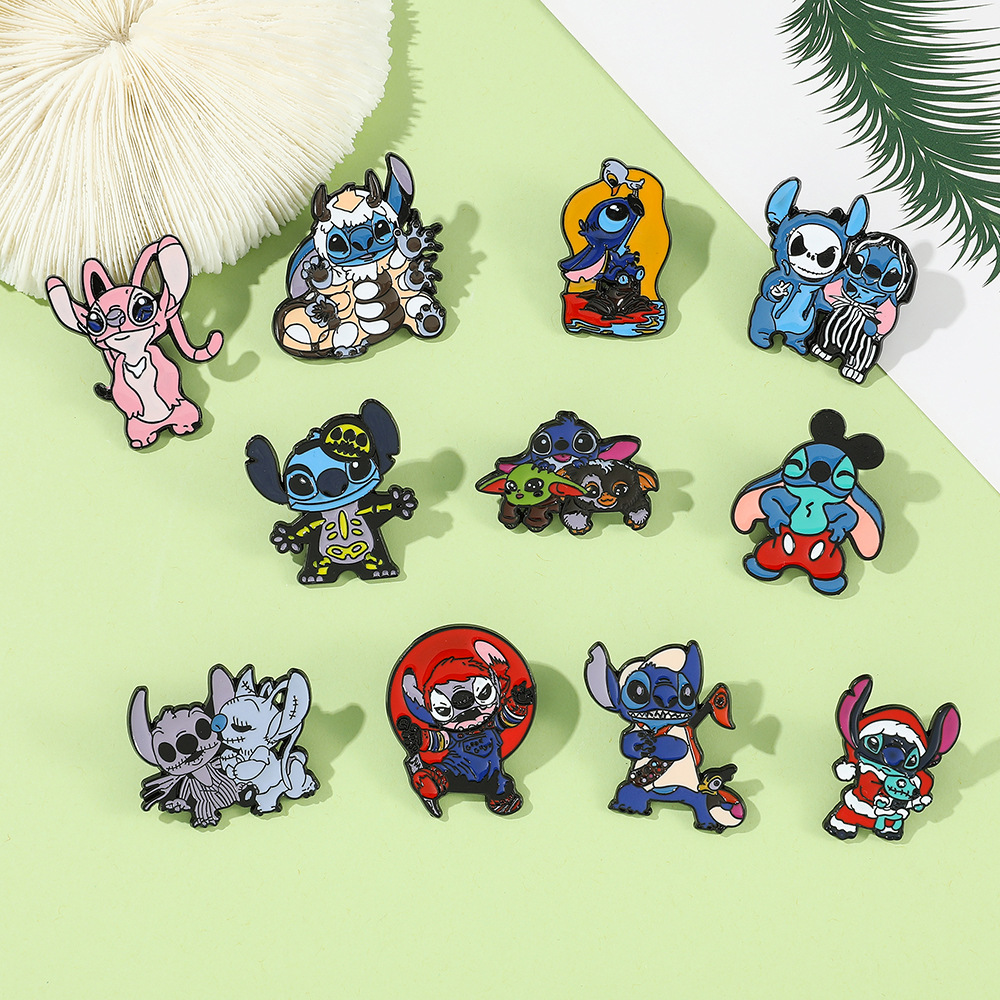 Wholesale No Minimum Metal Pins Supplier Glitter Brooch Anime Hard Enamel Pin Soft Lapel Badge Manufacturer Custom Enamel Pin