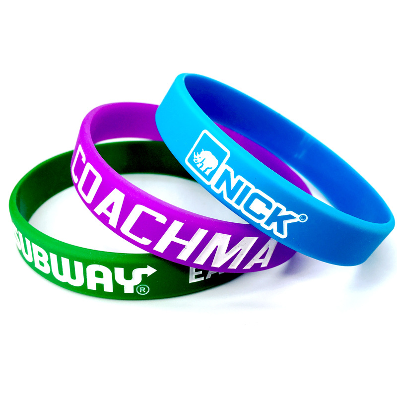 Hot Selling Eco-friendly No Minimum Cheap Advertising Gifts Custom Logo Silicone Bracelet Wrist Band