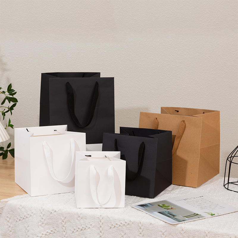 Cheap And Hot Sell Luxury Package Custom Logo Printing Eco-friendly White Gift Paper Shopping Bags