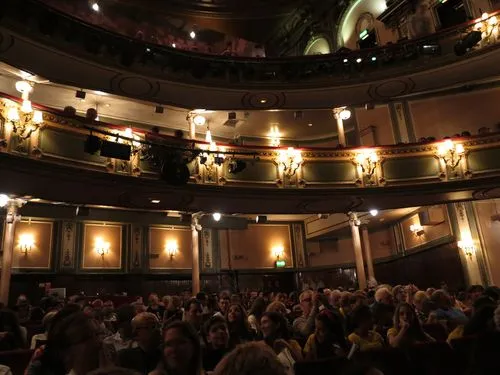 theatre of lights