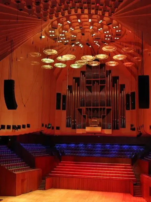 theatre house lights