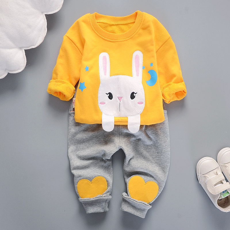 baby set of clothes