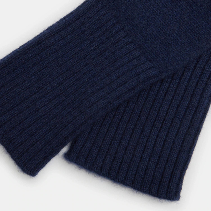 custom wool gloves knit texture