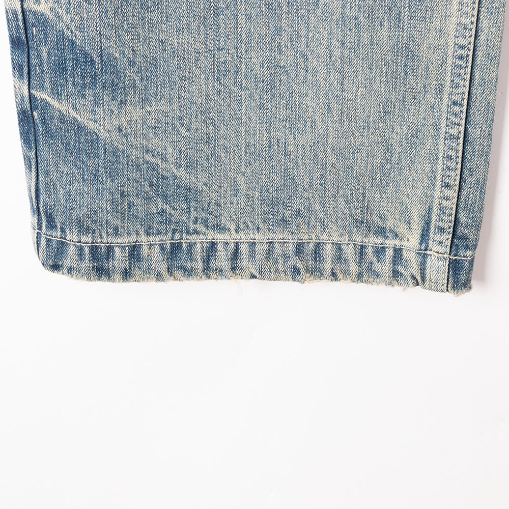 wide leg jeans pants leg details