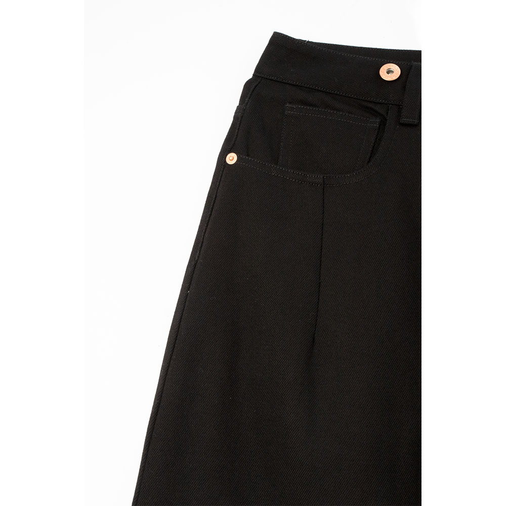 high waisted black trousers fabric details