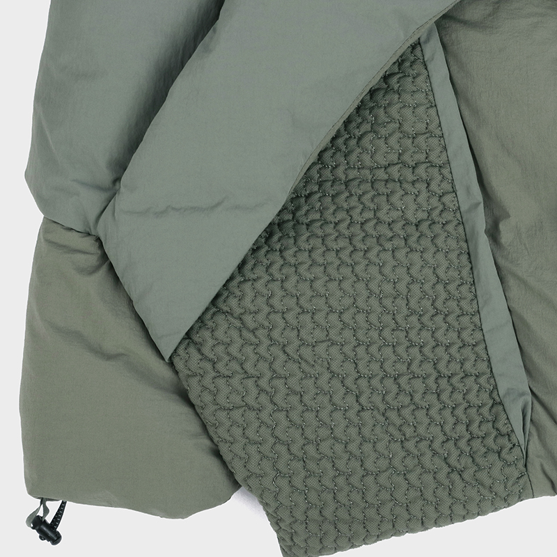custom technical puffer jacket fabric detail