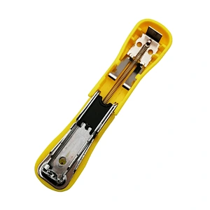 Portable mini plastic desk no.10 staples stapler with remover