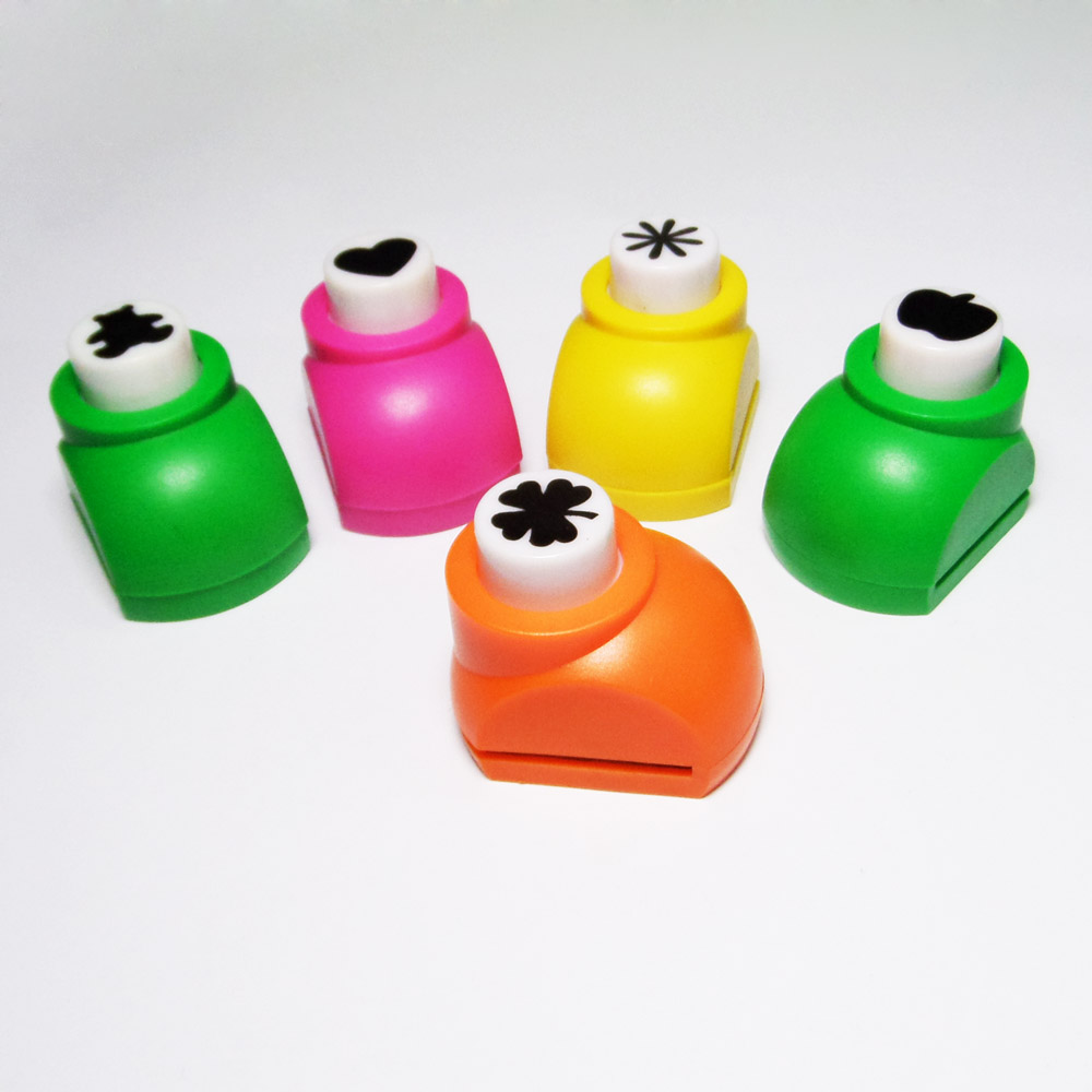flower shaped hole punch