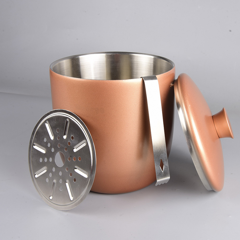 clear ice bucket