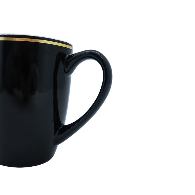 gold line ceramic mug