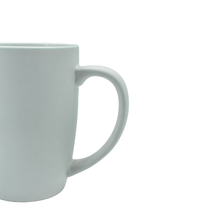 CERAMIC MUG WITH HANDLE