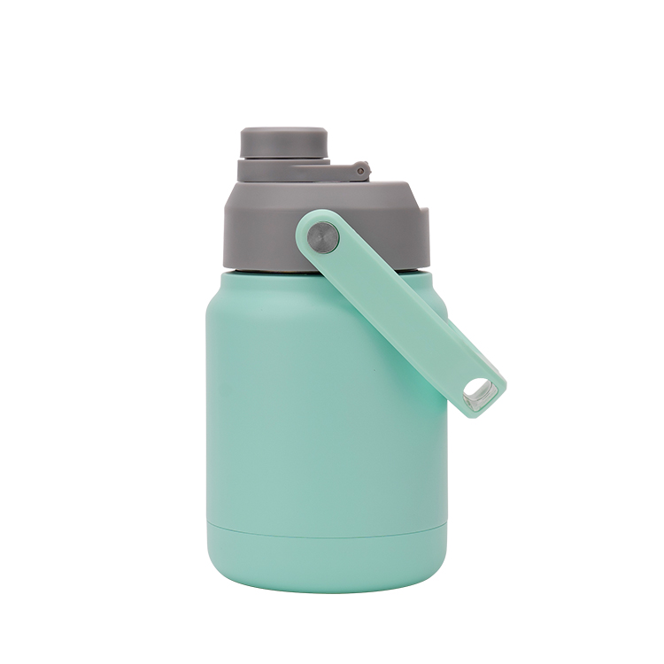 handle water bottle