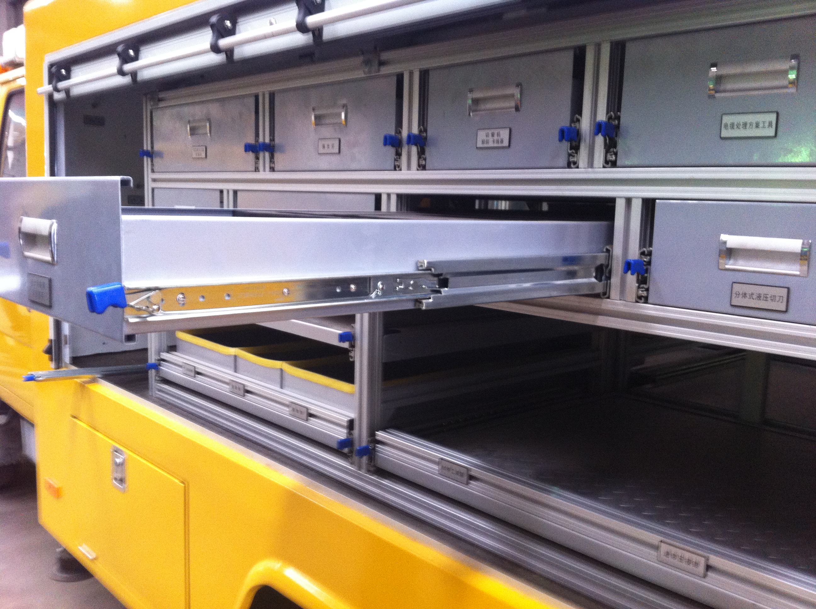 drawer slide use