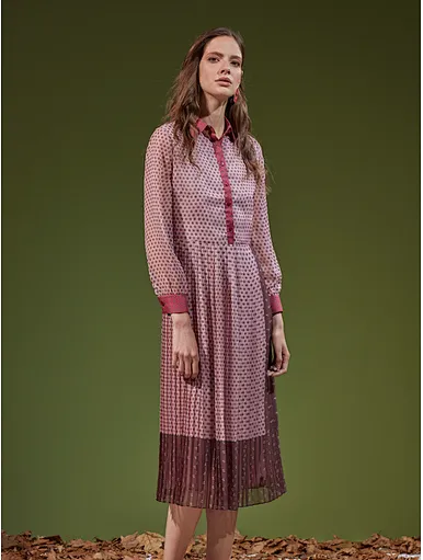 Printing and color blocking mulberry silk pleated dress