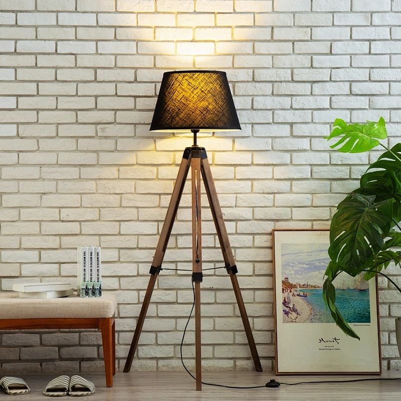 Contemporary hotel living room adjustable wooden tripod standing floor lamp