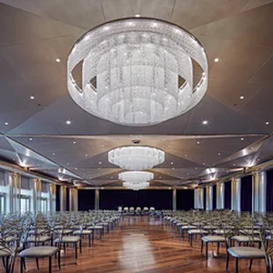 Modern designer custom glazed white feather hotel chandeliers villa ceiling decoration hanging ornaments chandeliers&lighting