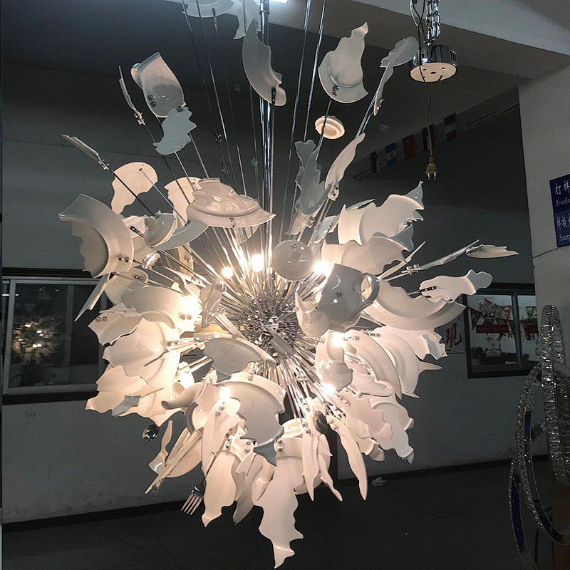 New Creative Design Broken Dishes Ceramic Tableware Assembly Luxury Restaurant Chandelier Pendant Light