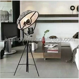 Adjustable industrial photography floor lamp
