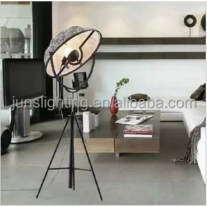 Adjustable industrial photography floor lamp
