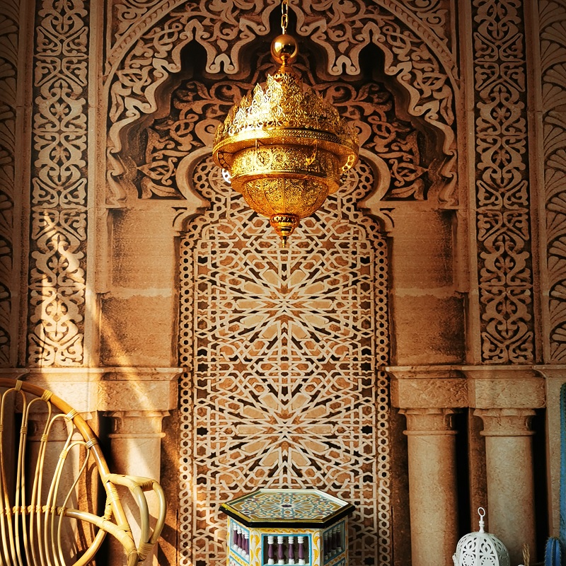 Dubai features chandeliers Morocco hotel villa restaurant Southeast Asia hollow carved chandeliers hotel light fixtures