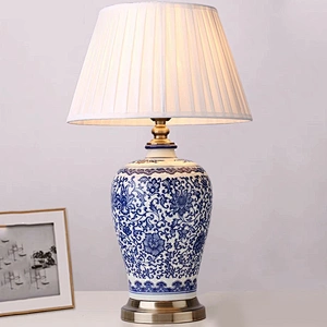 ceramics desk lights  fabric shade table lamp sftand lamp with swithc on and of