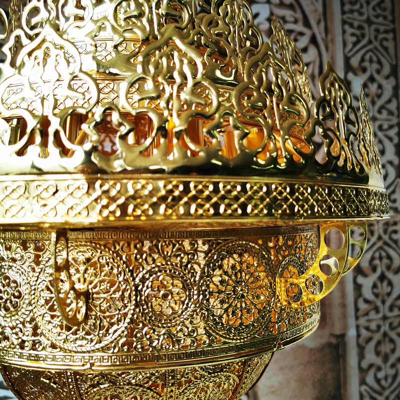 Dubai features chandeliers Morocco hotel villa restaurant Southeast Asia hollow carved chandeliers hotel light fixtures