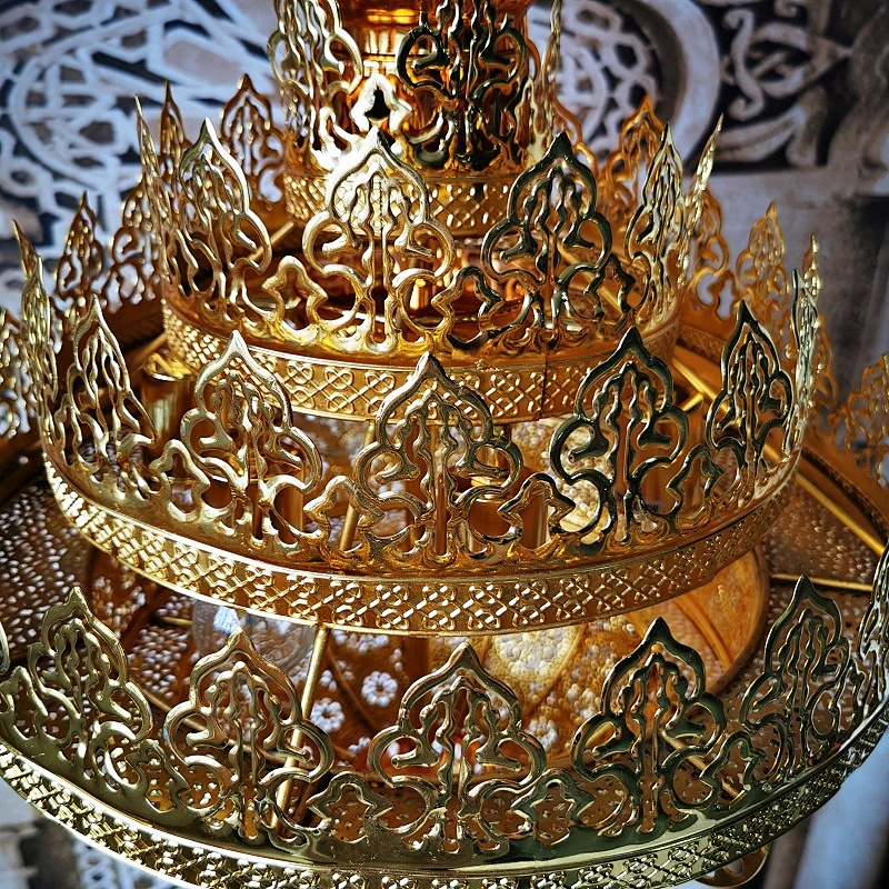 Dubai features chandeliers Morocco hotel villa restaurant Southeast Asia hollow carved chandeliers hotel light fixtures