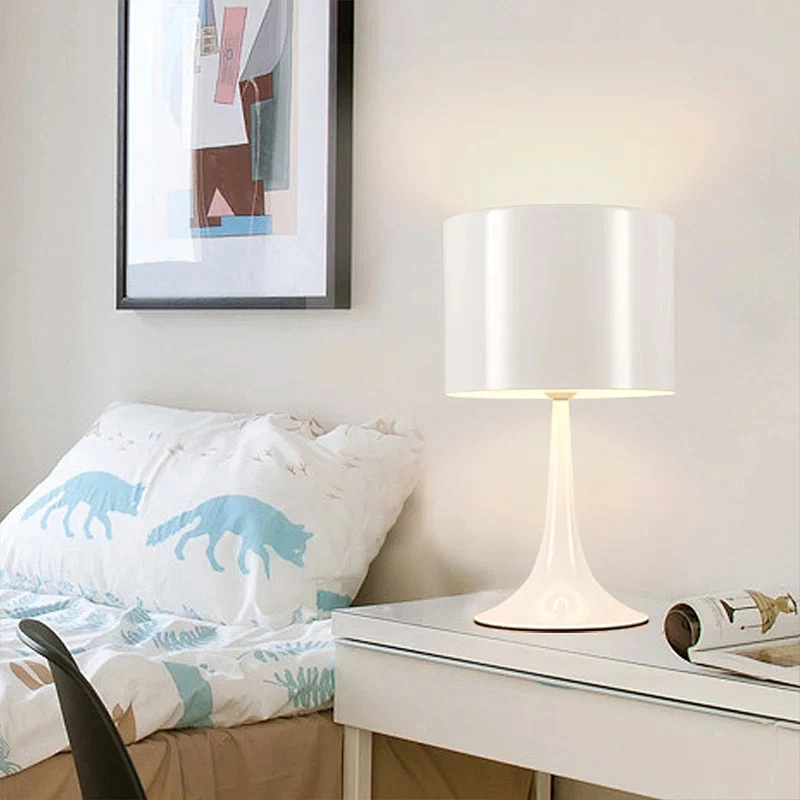 Modern designer Interior decoration lighting black metal table lamp