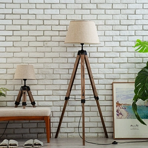 Contemporary hotel living room adjustable wooden tripod standing floor lamp