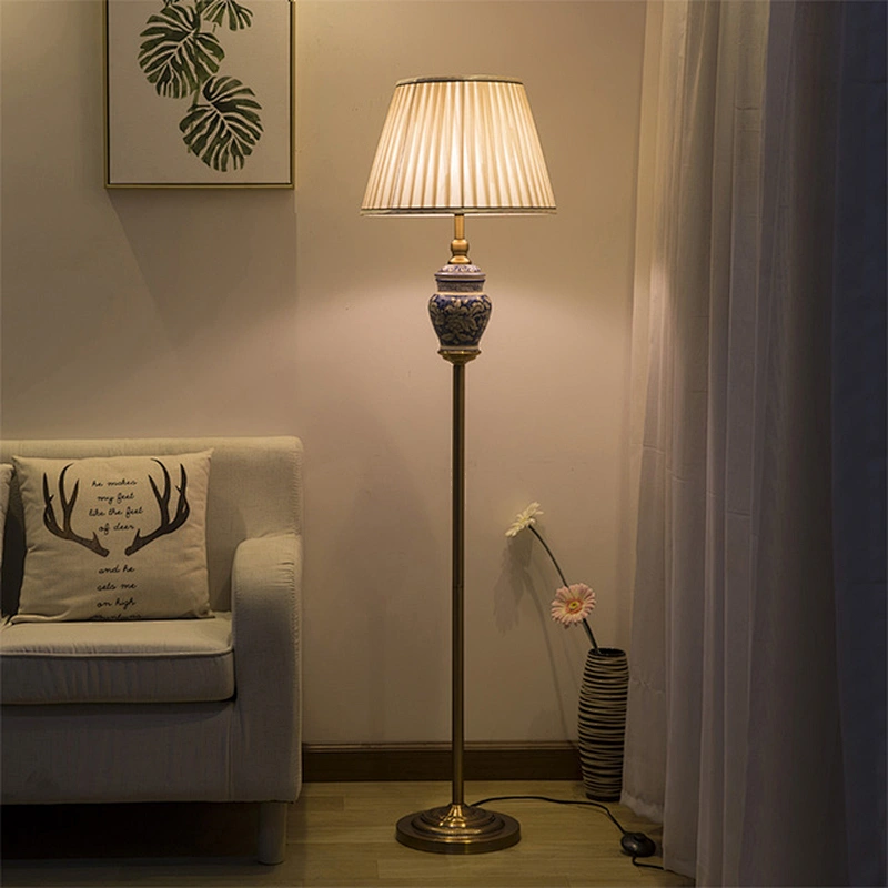 Hot Sale Trend Antique Retro White Ceramic Pineapple Flower Vase Floor Lamp