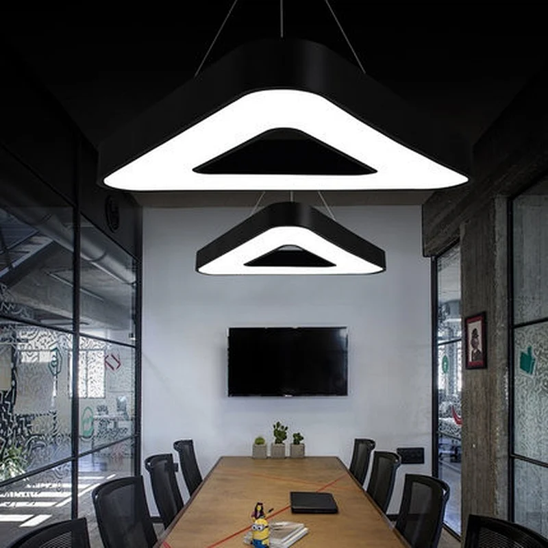 Rebacca Lighting Modern  Hotel Luxury  Bedroom Triangle 90W 4000K Black LED Chandelier