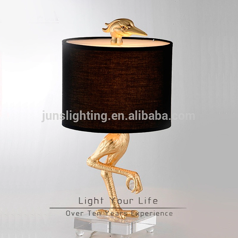 Hot Design Special Design Animal Shape Crane Artistic Gold Table Lamps