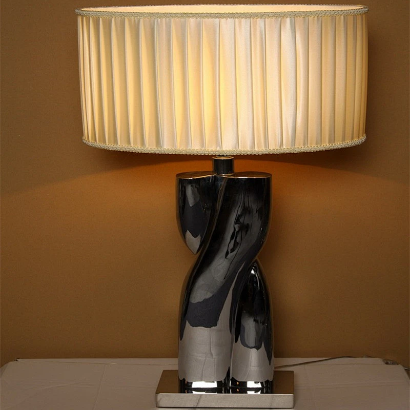 Contemporary style new design resin nightstand table lamp for hotel use