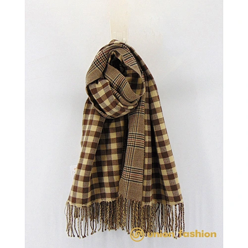 Wholesale Luxury Womens And Mens Knitting Scarf  Winter Solid Tassel Scarf for Ladies Woven Big Size Scarf Plain Dyed