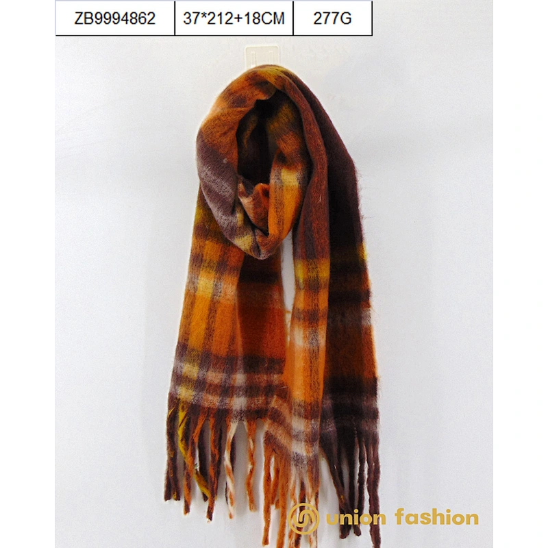 Wholesale Luxury Womens And Mens Knitting Scarf  Winter Solid Tassel Scarf for Ladies Woven Big Size Scarf Plain Dyed
