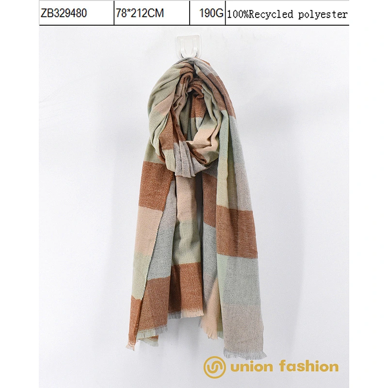 Wholesale Luxury Womens And Mens Knitting Scarf  Winter Solid Tassel Scarf for Ladies Woven Big Size Scarf Plain Dyed