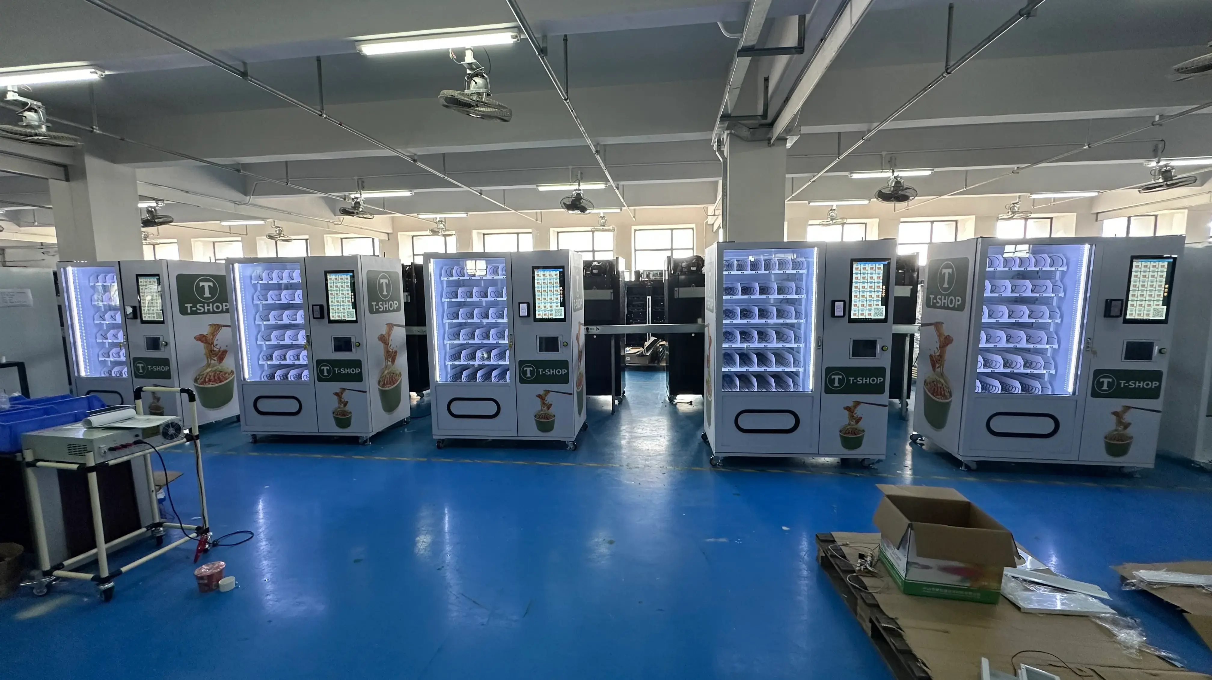 WEIMI Smart Ramen Vending Machine with CE certifications