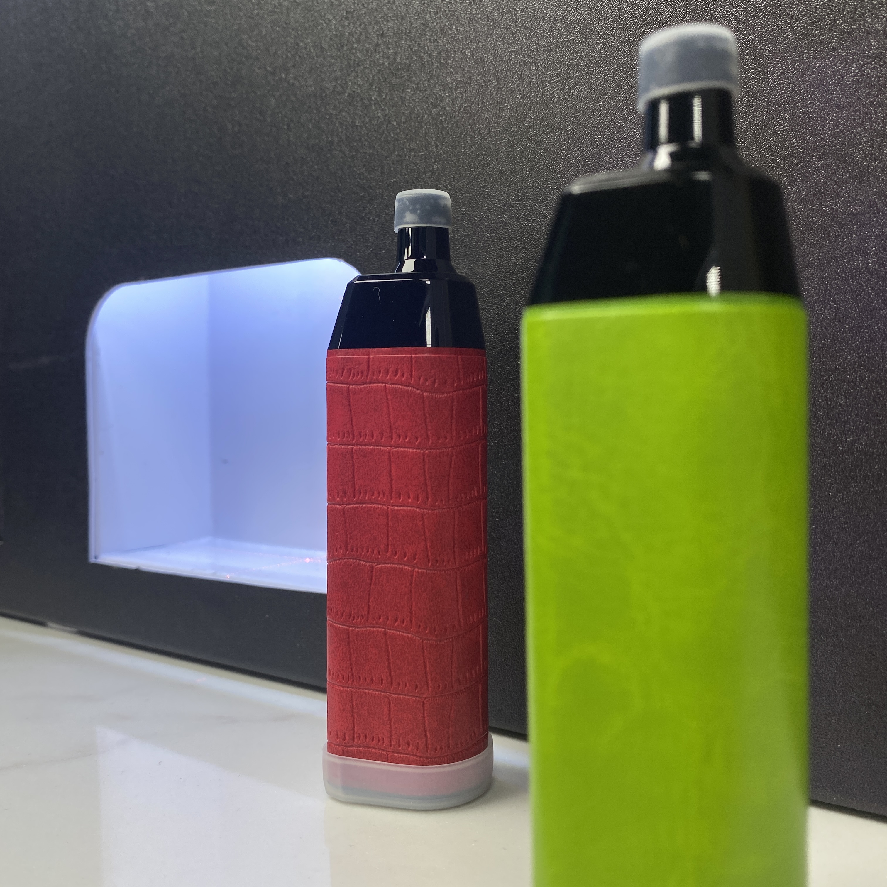 WEIMIBAR Disposable Rechargeable vape E-cigarette for sale support customization vape+vending machine age checker