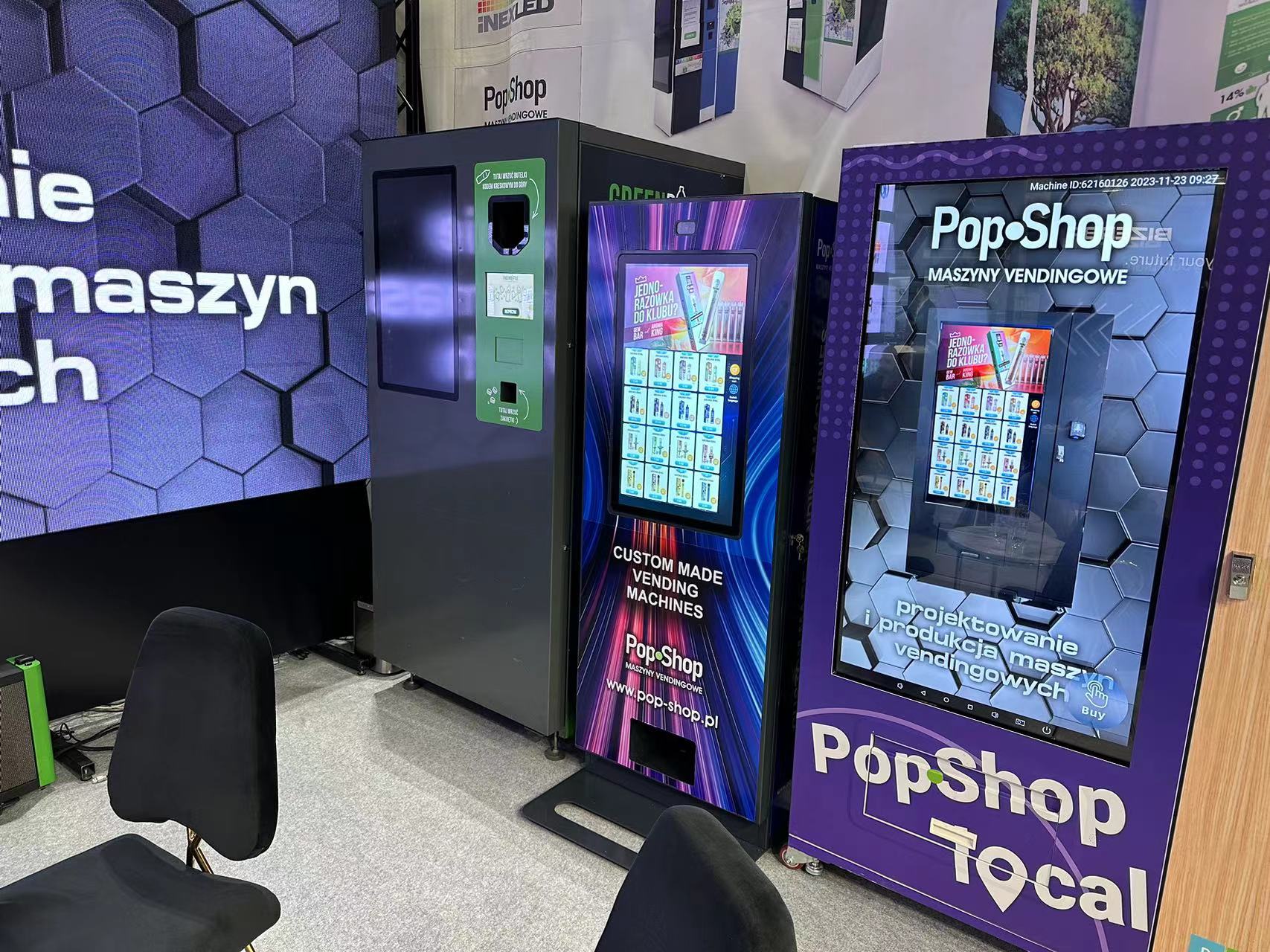 WEIMI Full Touchscreen Vending Machine Unveiled at Vending Show in Poland